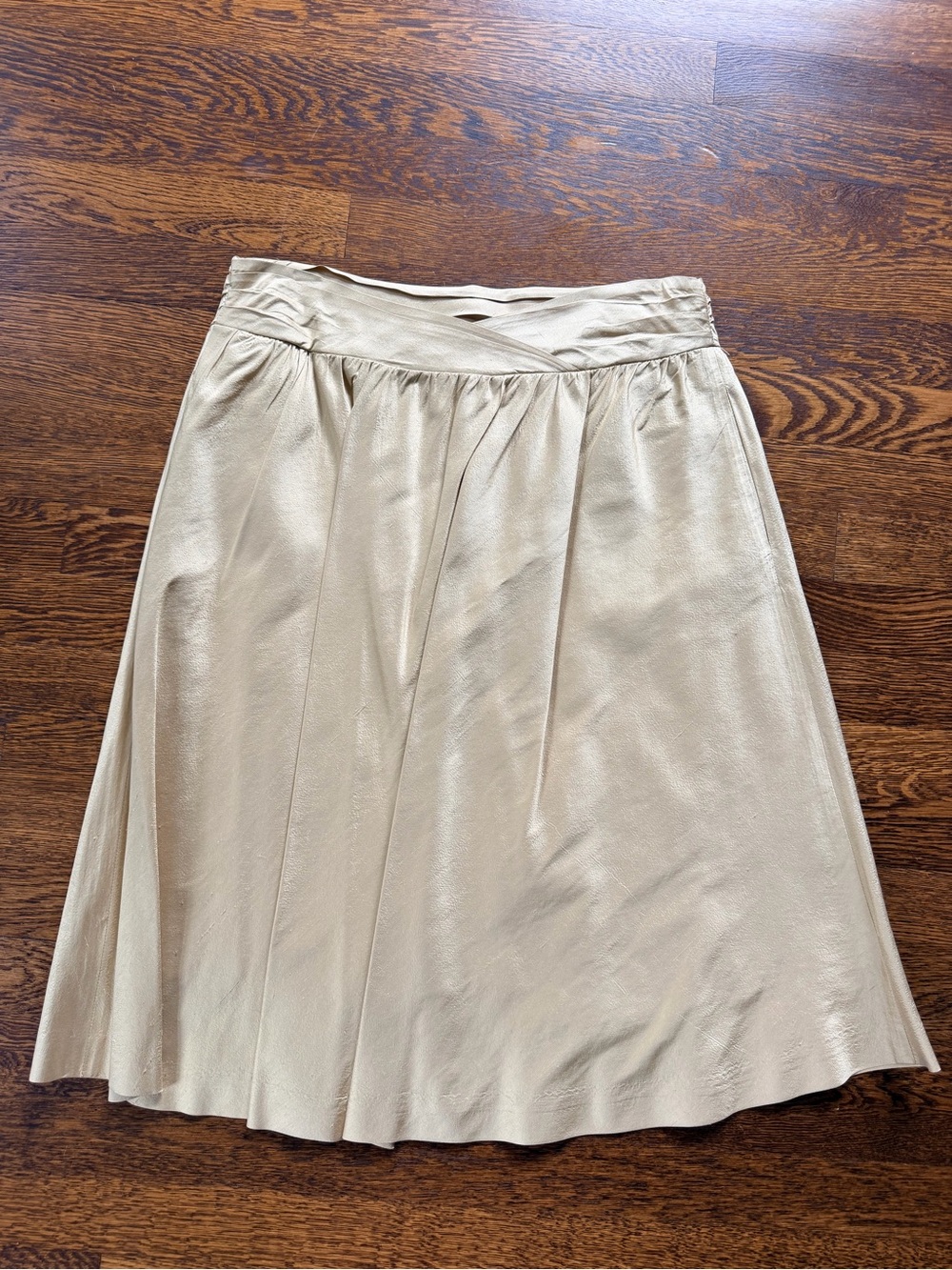 J. McLaughlin Gold Silk A-Line Knee-Length Skirt